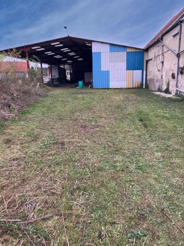 Hangar Baudoux 500m² + terrain a bâtir de 2100 m²