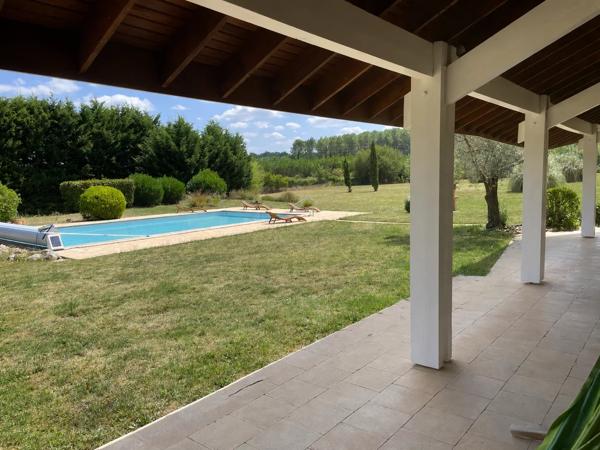 Maison d’architecte avec parc, piscine – Casteljaloux