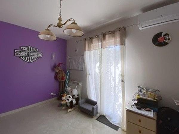 ST-PORQUIER (82) Bel ensemble immobilier de standing composé de deux logements, piscine et grand garage