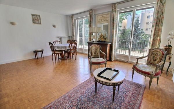 Appartement à vendre    3 pièces • 71,40 m2 Vincennes