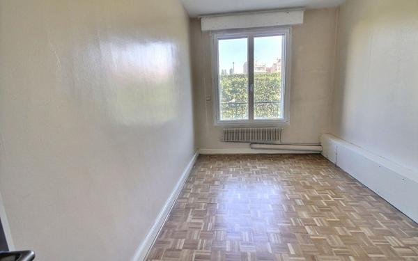 Appartement à vendre    3 pièces • 71,40 m2 Vincennes