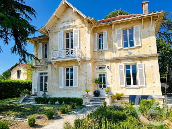 Maison à vendre  6 pièces - 163 m 2   FARGUES ST HILAIRE  - 33