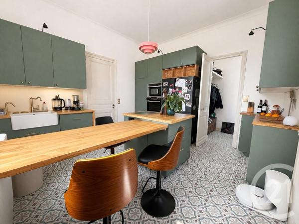 Maison à vendre  6 pièces - 163 m 2   FARGUES ST HILAIRE  - 33