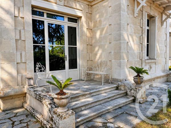 Maison à vendre  6 pièces - 163 m 2   FARGUES ST HILAIRE  - 33