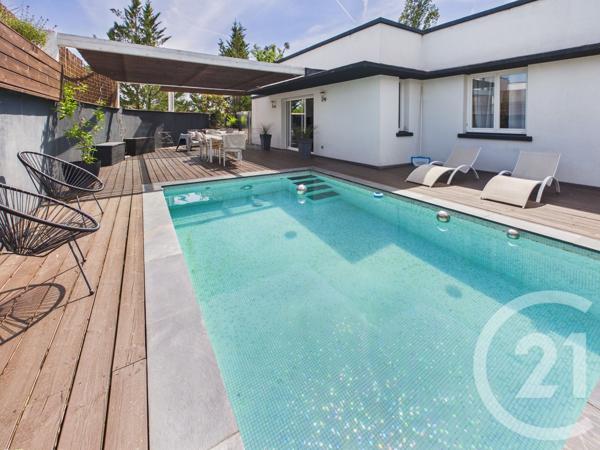 Maison à vendre  6 pièces - 163 m 2   FARGUES ST HILAIRE  - 33