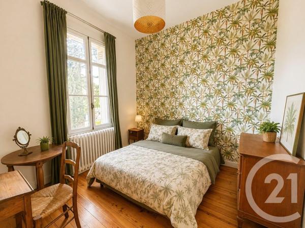 Maison à vendre  6 pièces - 163 m 2   FARGUES ST HILAIRE  - 33