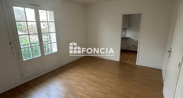 Location Studio 33.28 m² - Fontenay-aux-roses 92260