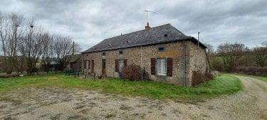 Propriété agricole à vendre à Nuillé-sur-Vicoin en Mayenne (53970), ref : 53034-67