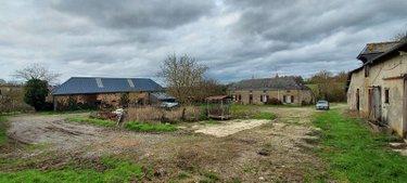 Propriété agricole à vendre à Nuillé-sur-Vicoin en Mayenne (53970), ref : 53034-67