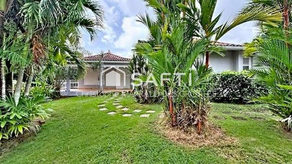 MAGNIFIQUE VILLA 5 CHAMBRES A DIDIER AVEC PISCINE