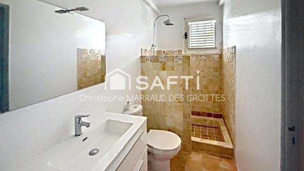 MAGNIFIQUE VILLA 5 CHAMBRES A DIDIER AVEC PISCINE