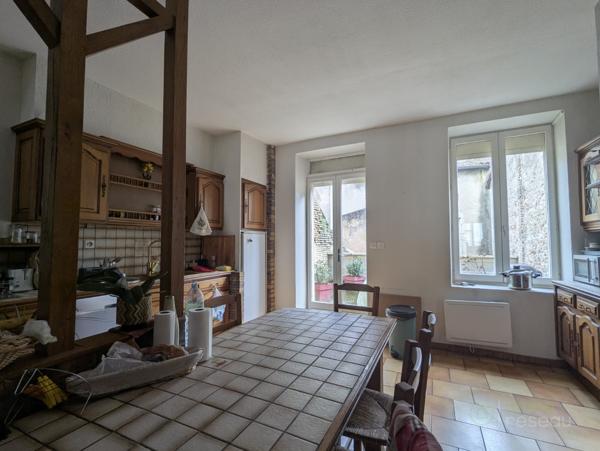 Maison de village à VERDUN SUR LE DOUBS (71350)