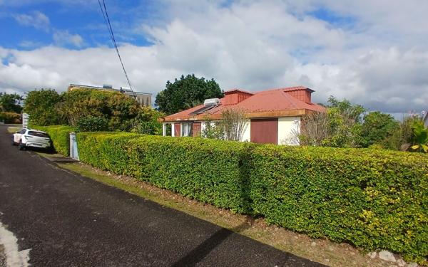 Maison à vendre    5 pièces •  Sainte-Anne