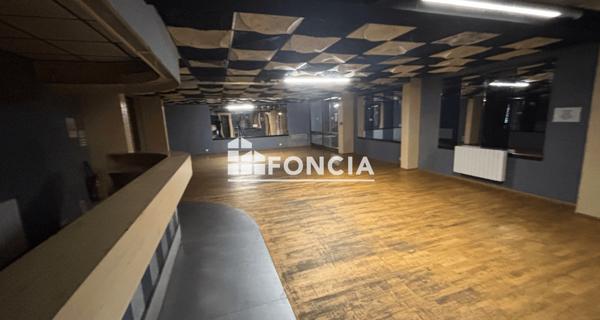 À vendre Immeuble 917 m² - Les Hauts-d'anjou 49330