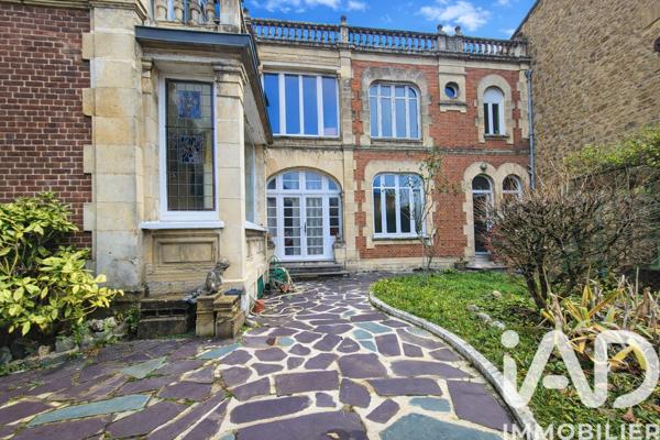 Maison à vendre 10 pièces 250 m² Charleville-Mézières