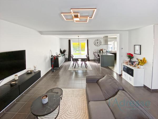 Maison contemporaine 120 m² Terrain 488 m² 4 chambres Saint-Germain-lès-Arpajon