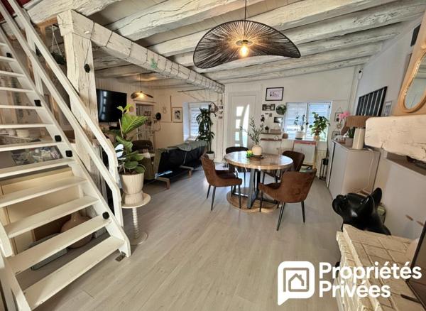 MAISON BOURGES 6 PIECES 111 M2