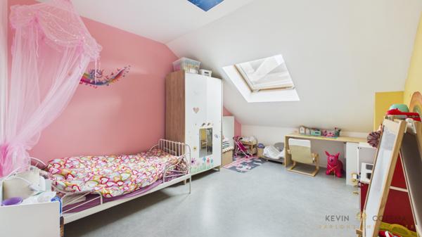 Corbeil-Essonnes (91100) Beau 4 pièces familial de 83 m² (103 m² au sol) avec balcons et 2 place de parkings !