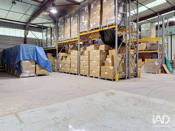 Local d’activité à vendre 1 280 m² Saint-Cannat