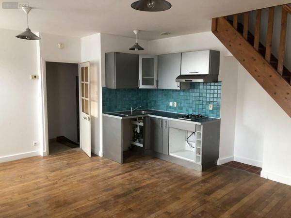 Maison à louer à Issoudun dans l'Indre (36100), ref : LOC.NUT