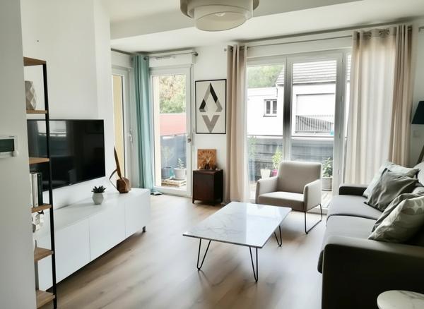 Appartement Pontault Combault 2 pièces avec terrasse, loggia et parking !
