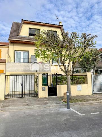 A Drancy 93700 – Maison de 115 m², 6 pièces,  5 chambres, un séjour donnant sur un balcon,  un jardin sur un terrain de 384 m².