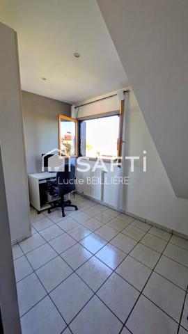 A Drancy 93700 – Maison de 115 m², 6 pièces,  5 chambres, un séjour donnant sur un balcon,  un jardin sur un terrain de 384 m².