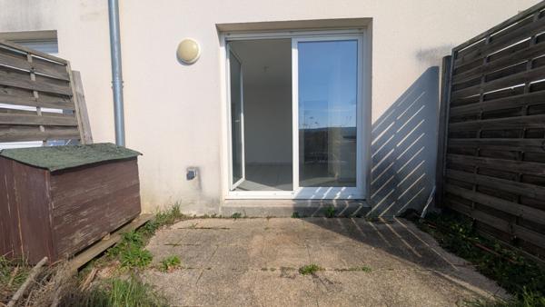 Appartement T1 avec jardinet et terrasse à Louviers