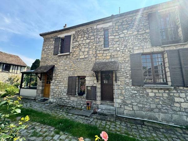 maison 120 m2, avec grange, sur terrain 916 m2