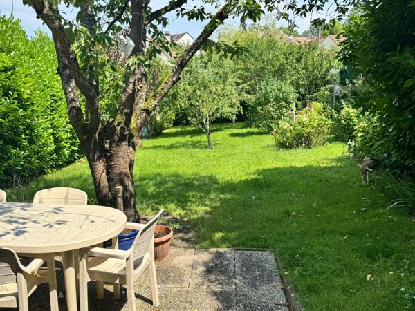 maison 120 m2, avec grange, sur terrain 916 m2