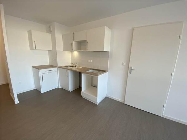 Appartement à louer, 3 pièces - POITIERS 86000