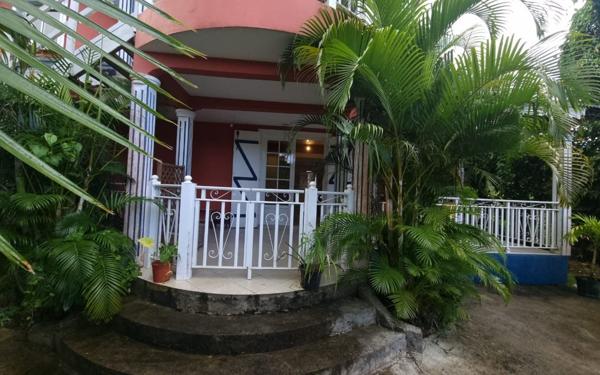 Appartement à louer    3 pièces •  Morne-à-l'Eau