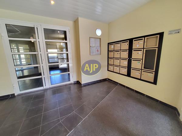 Vente appartement Pontivy : 139 550 € - AJP Immobilier Pontivy