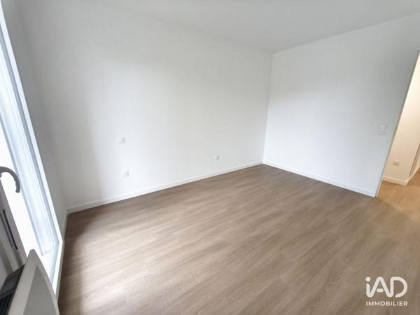 Location appartement 3 pièces 64 m² L'Huisserie