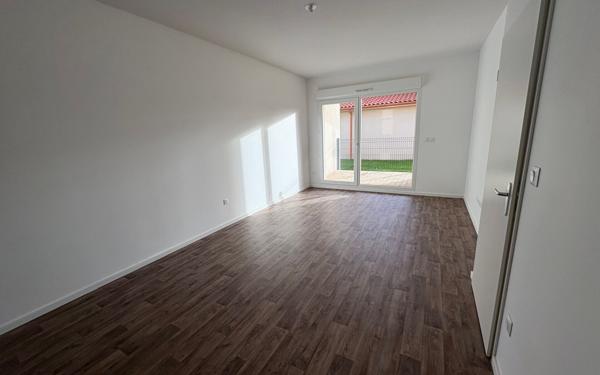 Appartement à vendre    3 pièces • 66 m2 Castelginest