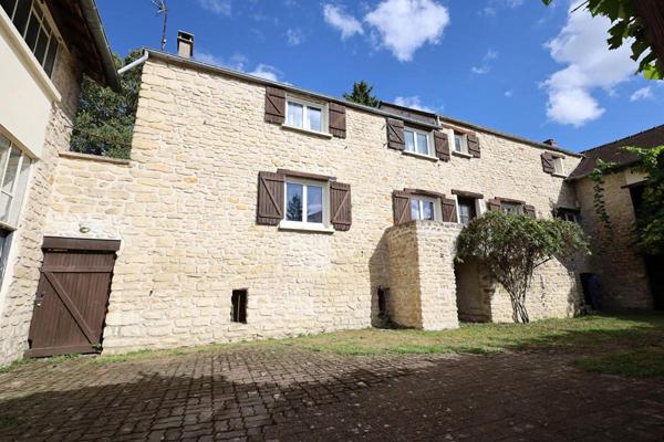 Maison de caractère 5 pièces à Bouafle ? 180 m²