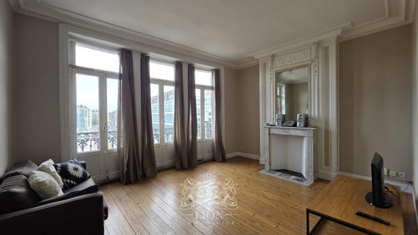 Opéra - Spacieux Appartement T4 plein de charme