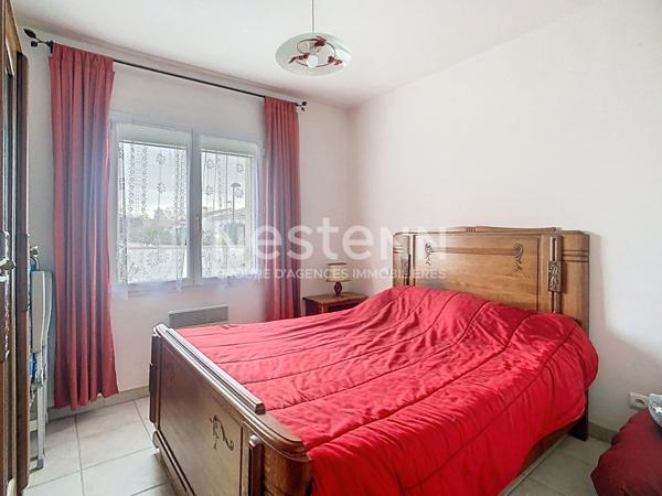 A Vendre. Maison 3 chambres, garage, jardin située à Saint Michel En L'herm à 10 minutes de la plage.