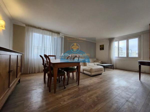 Location Appartement 4 pièces 80 m2 à Saint-Maur-des-Fossés