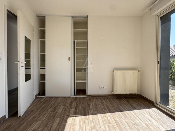 Hiersac, maison T3 de plain-pied avec jardin