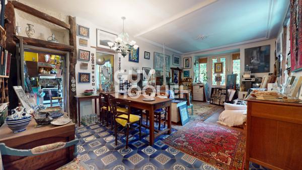 MAISON À VENDRE DE 7 PIÈCES DE 121,83 M²