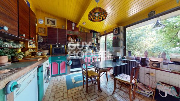 MAISON À VENDRE DE 7 PIÈCES DE 121,83 M²
