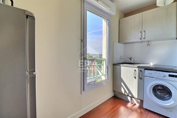 Appartement Rueil Malmaison 2 pièce(s) 25 m2