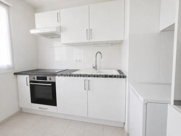 Appartement à vendre 3 pièces LA CHAUSSEE SAINT VICTOR (41)