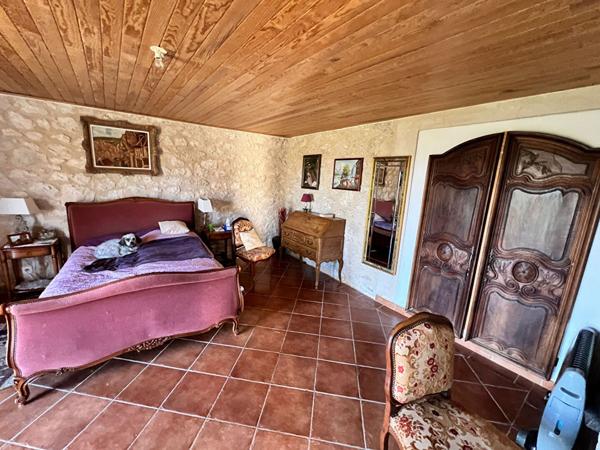 BELLE MAISON EN PIERRE