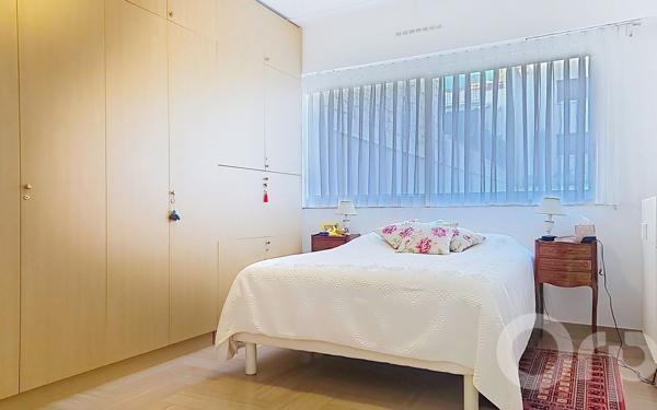 Appartement à vendre    2 pièces • 69 m2 Juan-les-Pins - Antibes