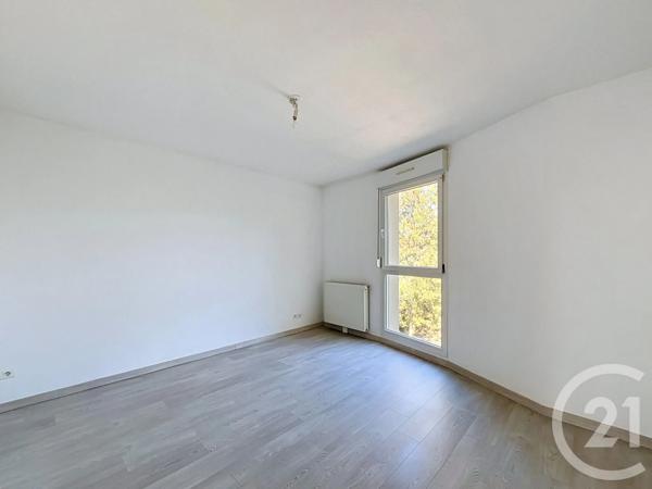 Appartement F4 à vendre  3 pièces - 76,88 m 2   BELFORT  - 90