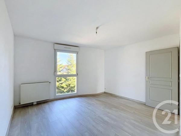 Appartement F4 à vendre  3 pièces - 76,88 m 2   BELFORT  - 90