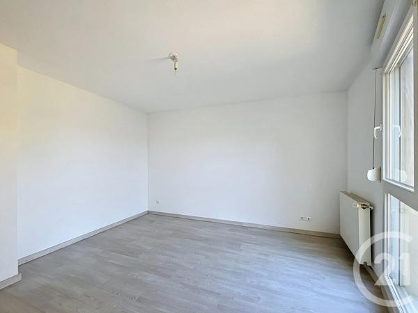 Appartement F4 à vendre  3 pièces - 76,88 m 2   BELFORT  - 90
