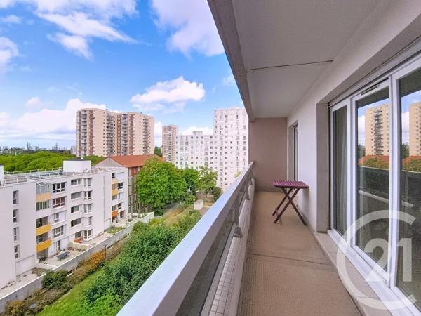 Appartement F4 à vendre  4 pièces - 79,59 m2 ST DENIS - 93
